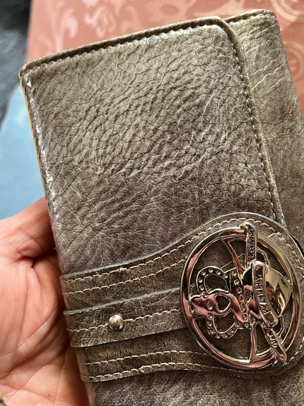 Kathy Van Zeeland Metallic Grey Wallet with Silver Hardware, NOS 🩶✨💫